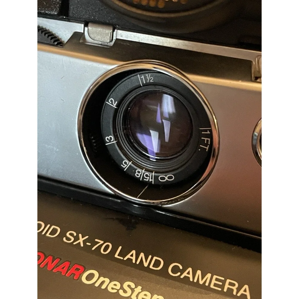 Polaroid SX-70‎ Land Camera + Manual
